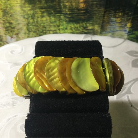 Abalone Shell Bracelet Stretch Cuff - Picture 1 of 2